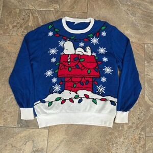 Peanuts Snoopy Christmas Sweater XXL Doghouse Holiday Lights Snowflakes Mens‎